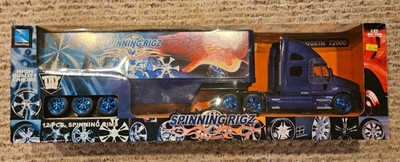New Ray Toys 1/32 Scale  Diecast - Kenworth T2000 Spinning Rigz Customs