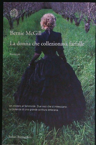 DIE FRAU, DIE SCHMETTERLINGE SAMMELTE MCGILL BERNIE GESTEMPELT BORINGHIERI 2011