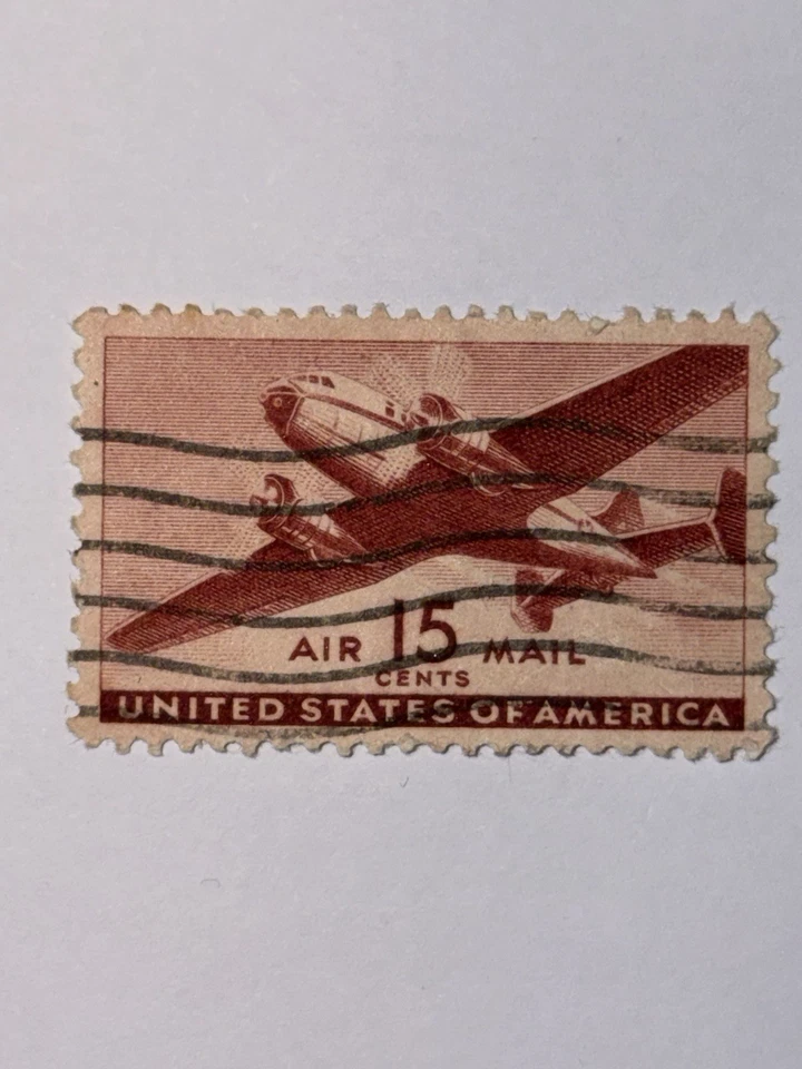 USA 15¢ Air Mail Stamp DC-4 Airplane Vintage United States Airmail Used - Bild 1 von 4