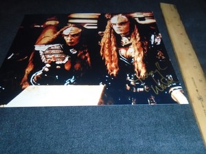 Barbara March Gwynyth Walsh STAR TREK Klingon signed Photo 8 X 10 Lursa Be'tor