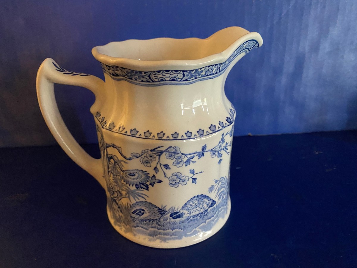 FURNIVALS QUAIL,1913 MILK PITCHER MADE IN ENGLAND,BLUE & WHITE