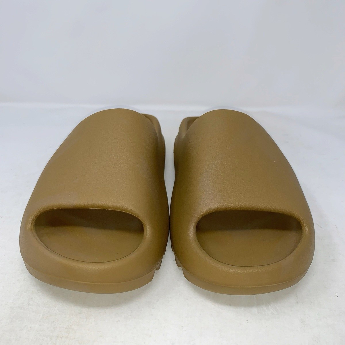 靴 adidas YEEZY SLIDE OCHRE Adidas Yeezy Slide 