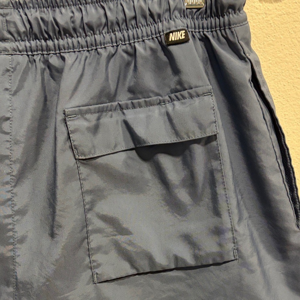 Nike Blue Mesh-Lined Running Shorts 6" Size M Drawstring Athletic thumbnail 8