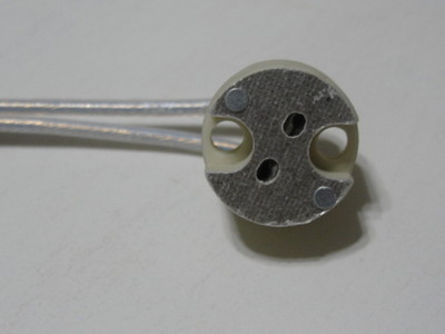  lampholder VS Bi-Pin G4, GX5.3,GY6.35 MR16,MR11 leads 23'' long lot of 3 pieces
