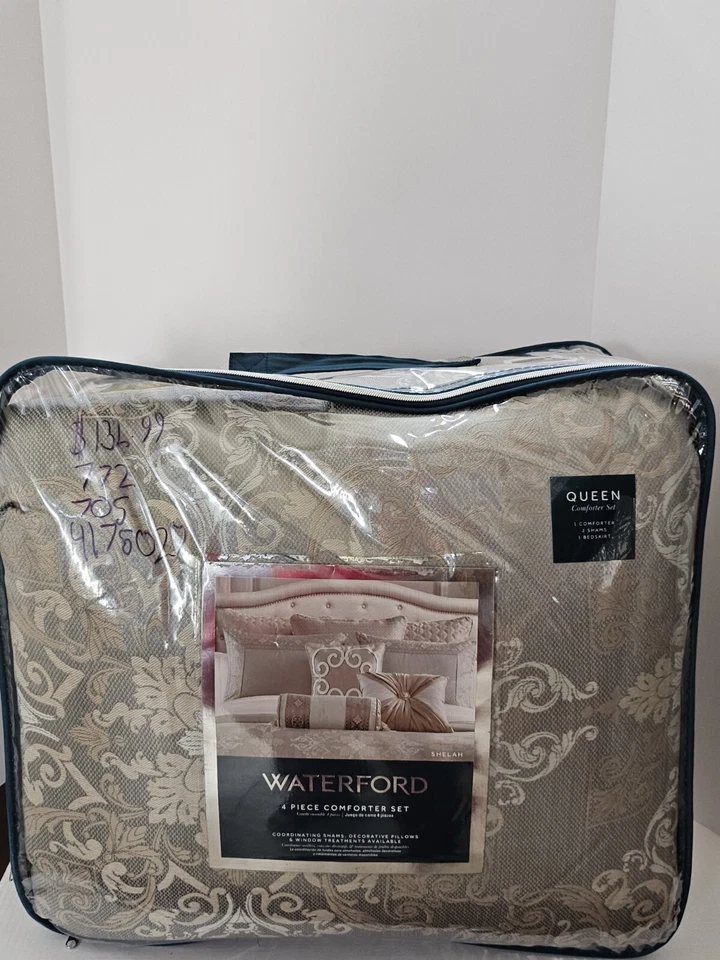 JUEGO EDREDÓN WATERFORD SHELAH 4 PIEZAS QUEEN NUEVO Foto 2 de 4