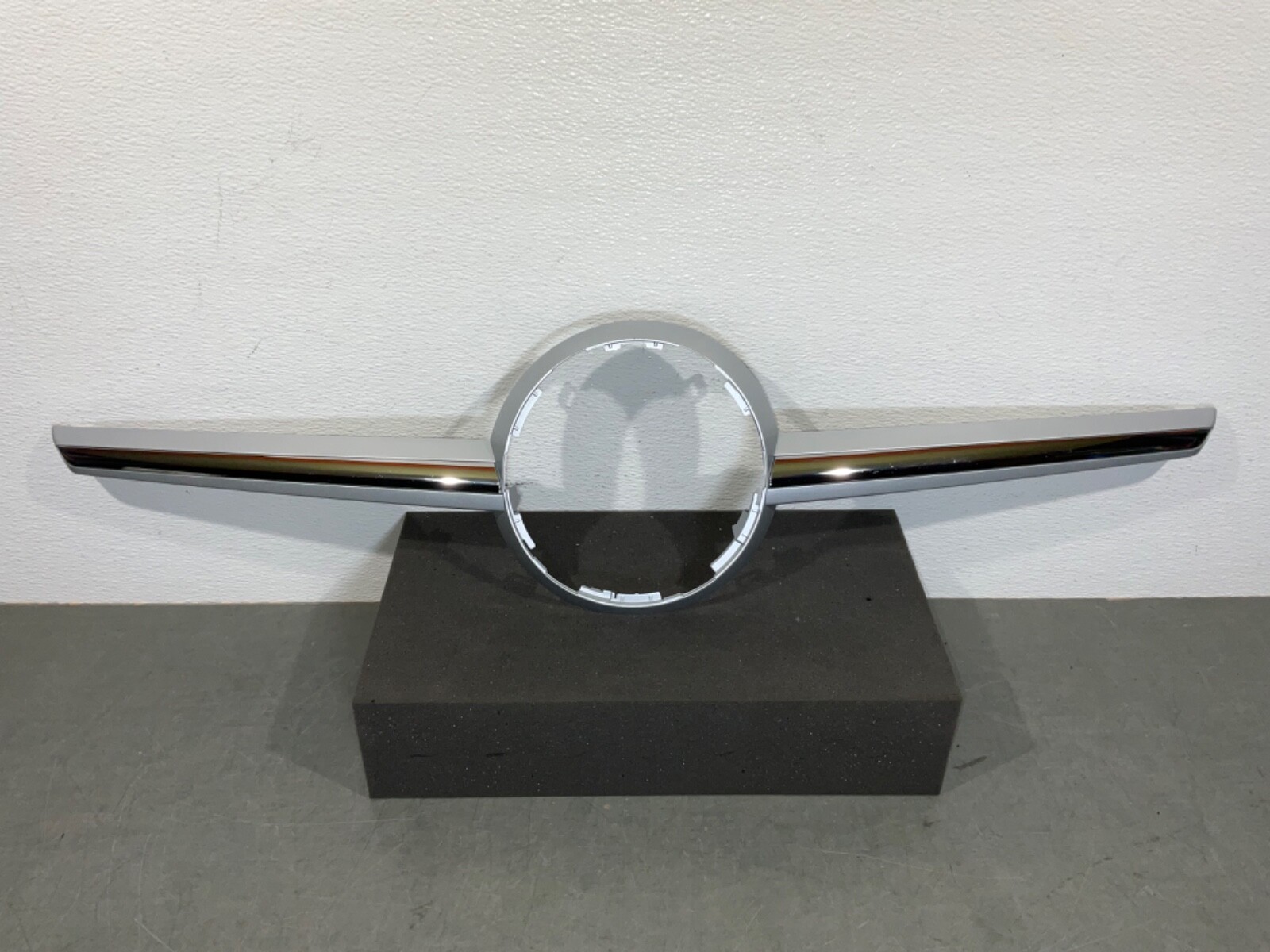 MERCEDES Slk350 Slk250 Front Grille Grill Outer Trim OEM  