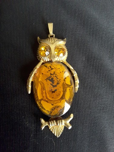 DODDS Goldtone Large Amber Jelly Belly OWL PENDANT 