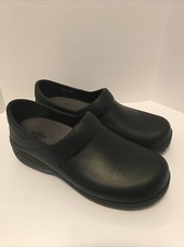 Crocs Dual Comfort Black Nursing Work Clogs Non-Slip Shoes Women's Sz 8 Neria II