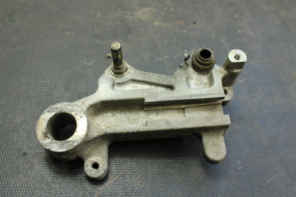 Suspensión de pinza de freno trasera Suzuki Dr350s 1993 OEM B4468 Foto 3 de 4