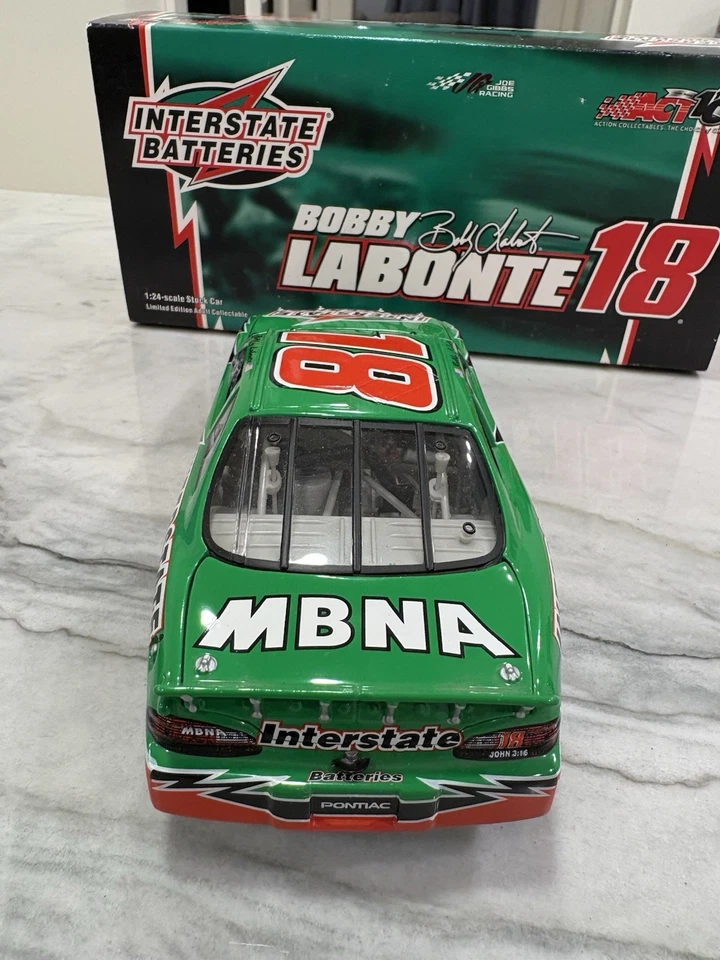 Bobby Labonte 2002 Interstate Batteries Nascar 1/24 Diecast Action #18 Pontiac - Image 4 of 4