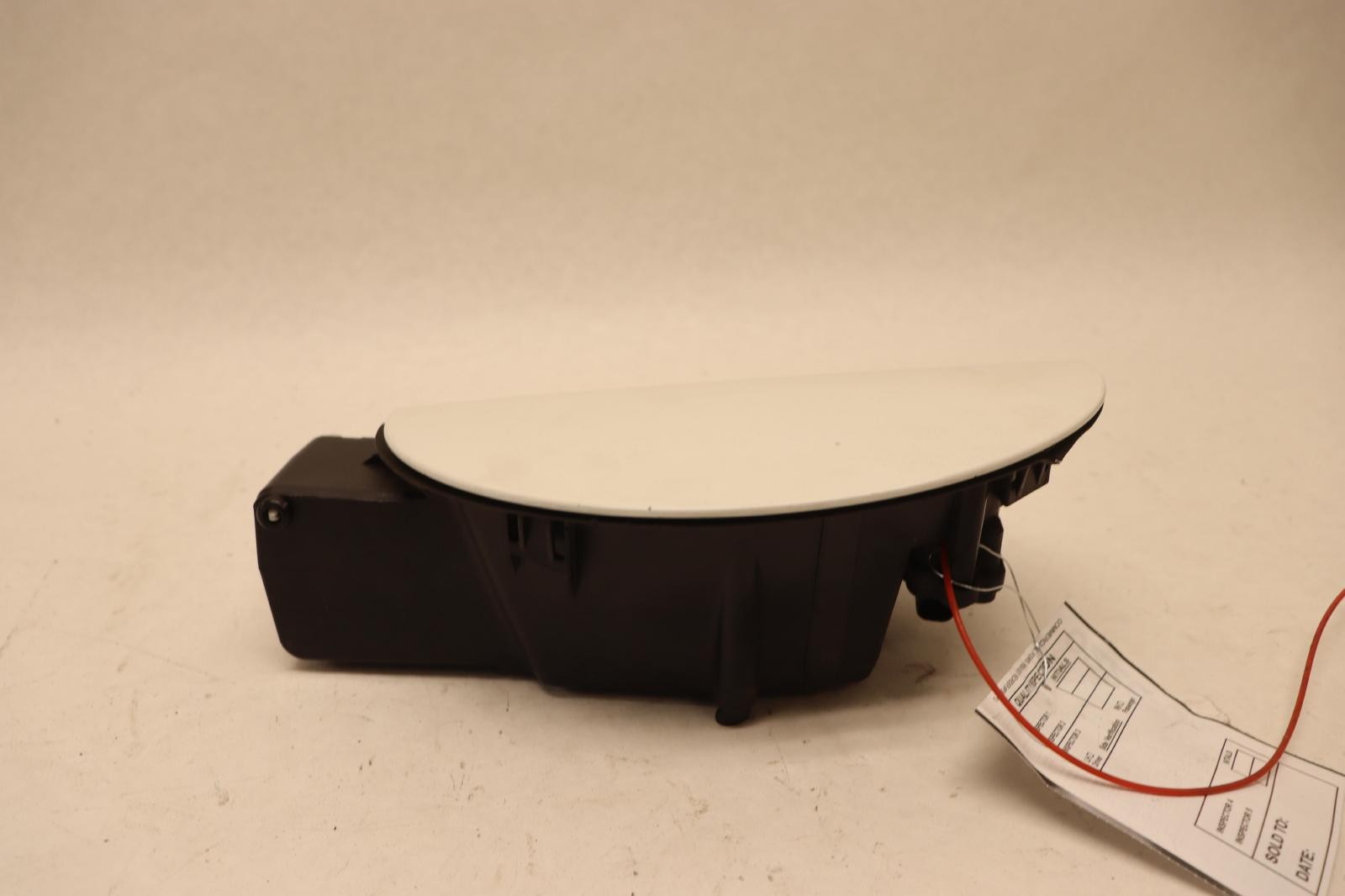 2014-2020 MASERATI QUATTROPORTE FUEL TANK FILLER DOOR LID W/ POCKET OEM
