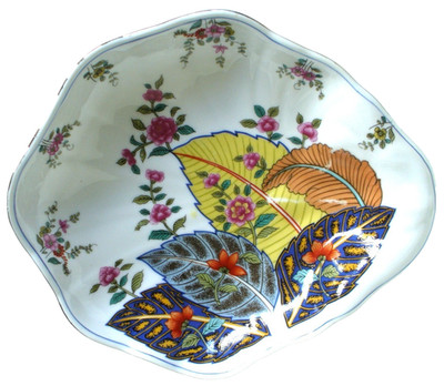 GENUS NICOTINIA~Tobacco Leaf~PORCELAIN~Hand Painted~9.25''x8''~FLORAL DISH~by Mann