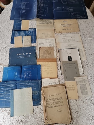 Antique Pile Of Pennsylvania Ohio Railrosd Blueprint Instruction Manuals Rosters