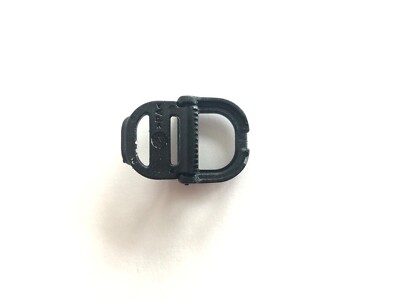 Uvex Fahrradhelm Universal Gurtbandverteiler Y Clip Zubehr Ersatzteil  Verschlu | eBay.de