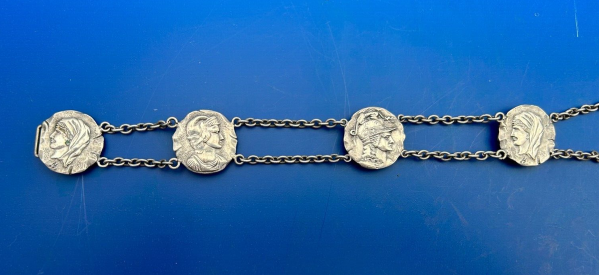 Vintage Silver Medallion Belt VINTAGE MCM 1960s Chain Belt Silver Tone Cameo Medallion  main image 4