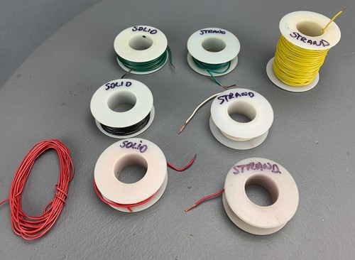 8X Lot Hook-Up Wire - Stranded, Solid, Multiple Colors, Unknown lengths E0147