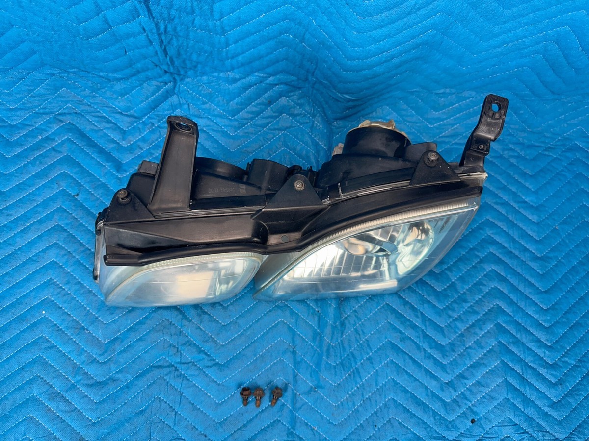 Lexus LX470 Front Composite Headlamp Driver's Side 81150-60890