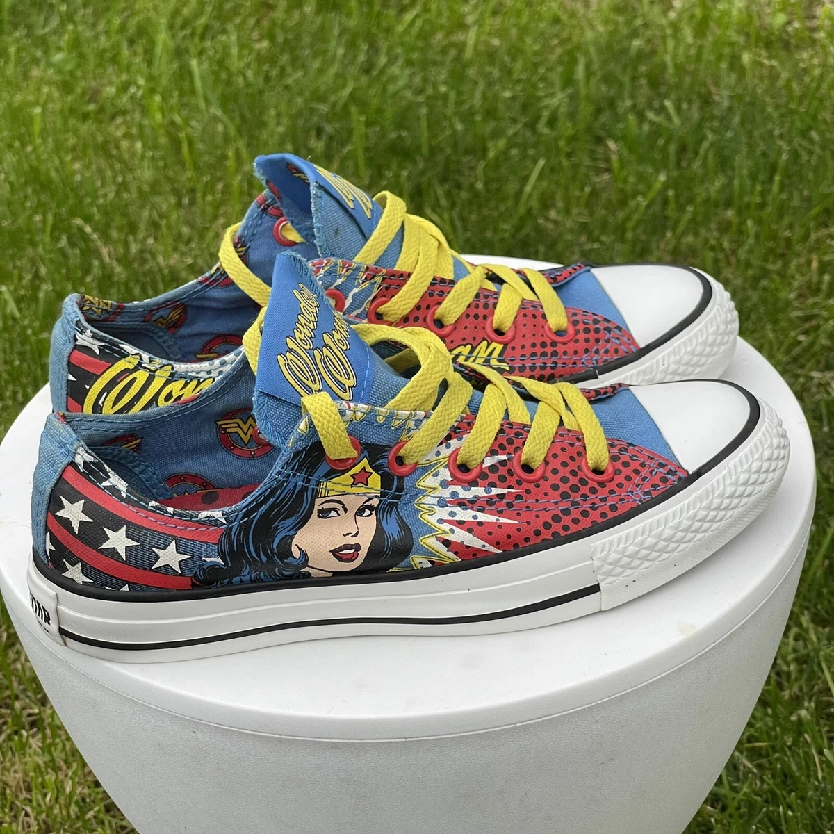 low top wonder woman converse