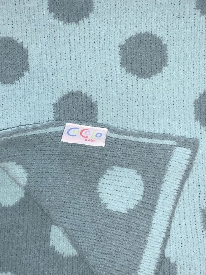 Manta de bebé Cocalo chenilla azul aguamarina lunares reversible Foto 2 de 4
