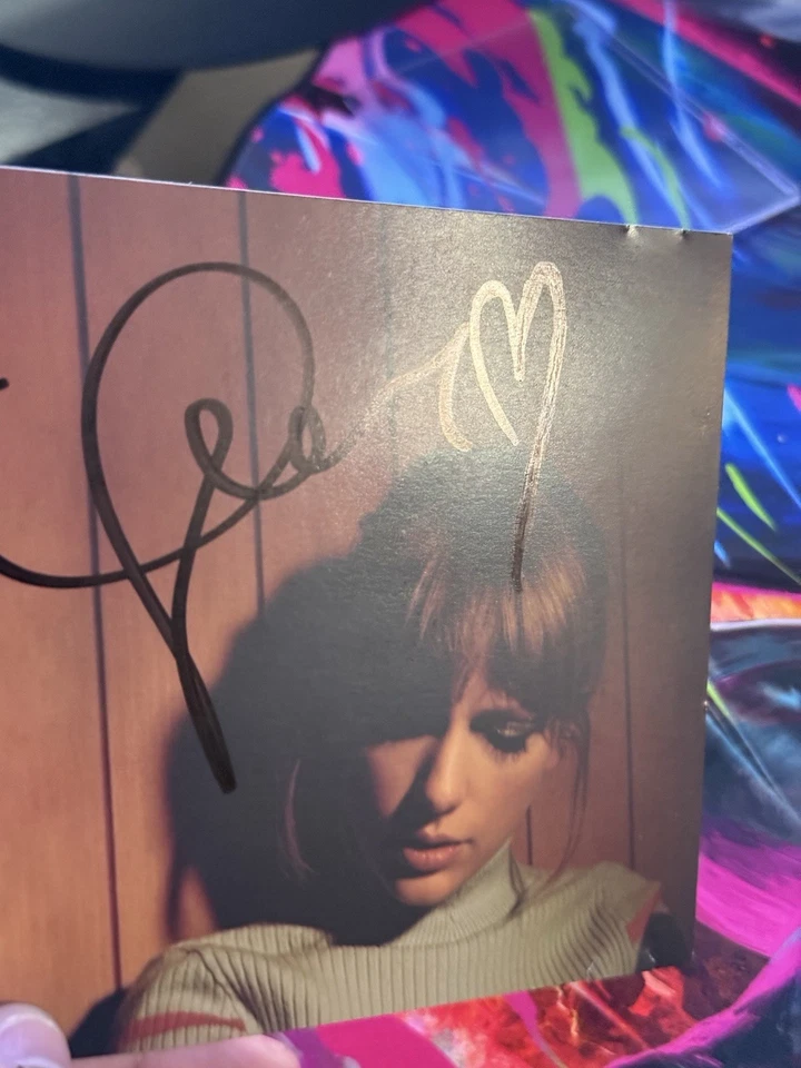 CD Taylor Swift Midnights Moonstone azul con inserto dañado firmado Foto 4 de 4