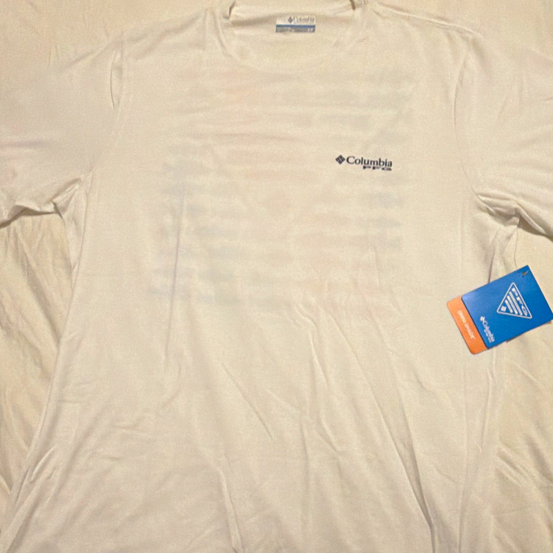 Columbia Men’s PFG Omni-Shade UV Protection White Graphic Crew Neck Tee, Size S