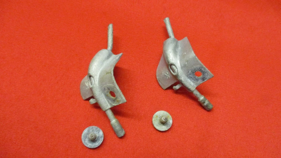 Boquilla para lavadora de parabrisas Buick Skylark and GS 1968-1972 Foto 2 de 3