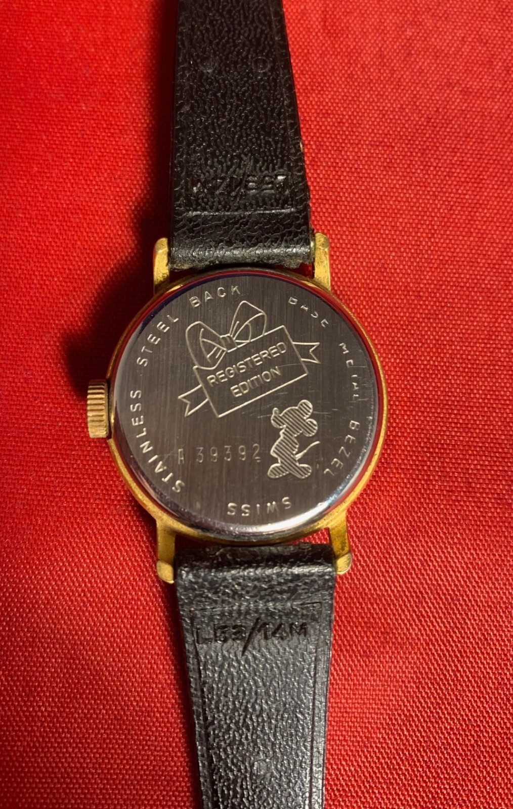 как выглядит Vintage BRADLEY Mickey Mouse Wind Up Watch Registered Edition Gold Swiss фото