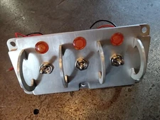 Aerospace inspired aluminum switch panel 3 toggle switch with indicators-brushed