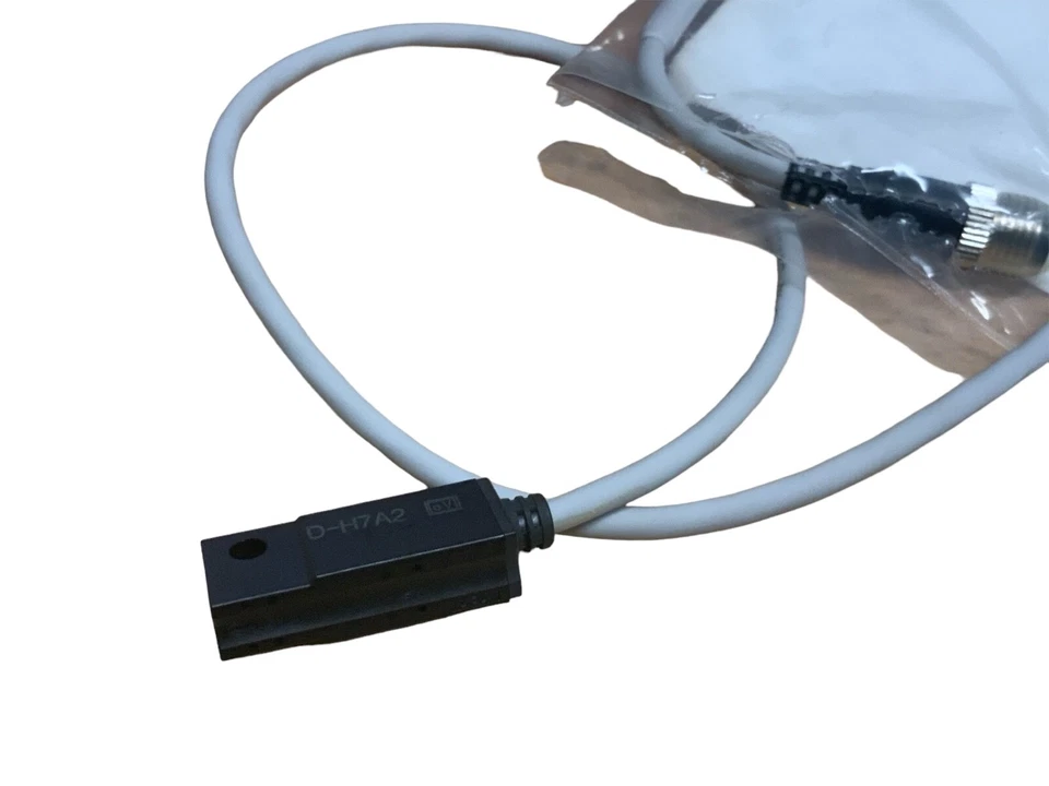 SMC D-H7A2  W/ M8 3 PIN CONNECTOR DH7A2 3 PIN D H7A2  22" LENGTH PIGTAIL - Image 2 of 2