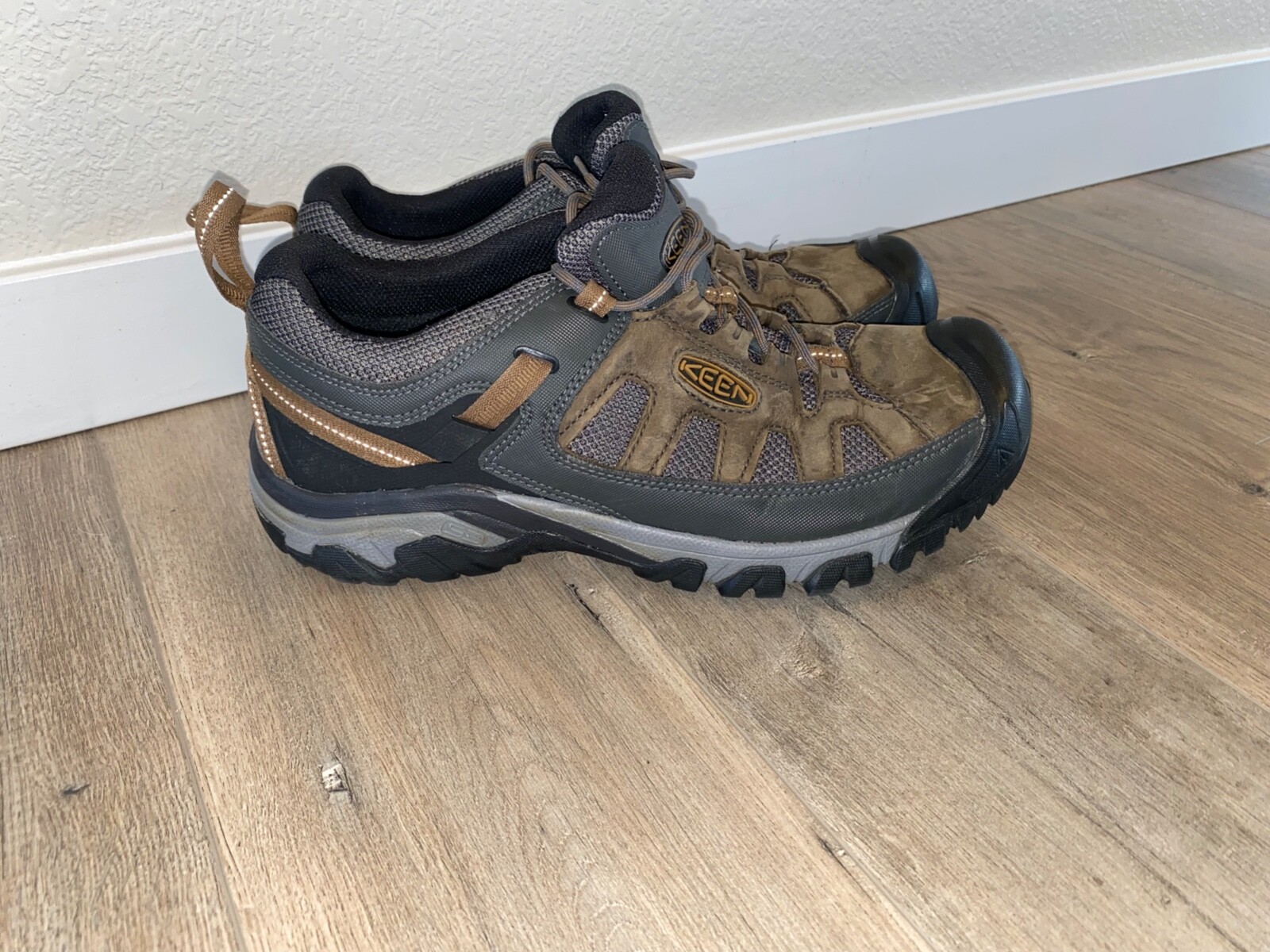 KEEN Men's # 1020743, Targhee Vent 