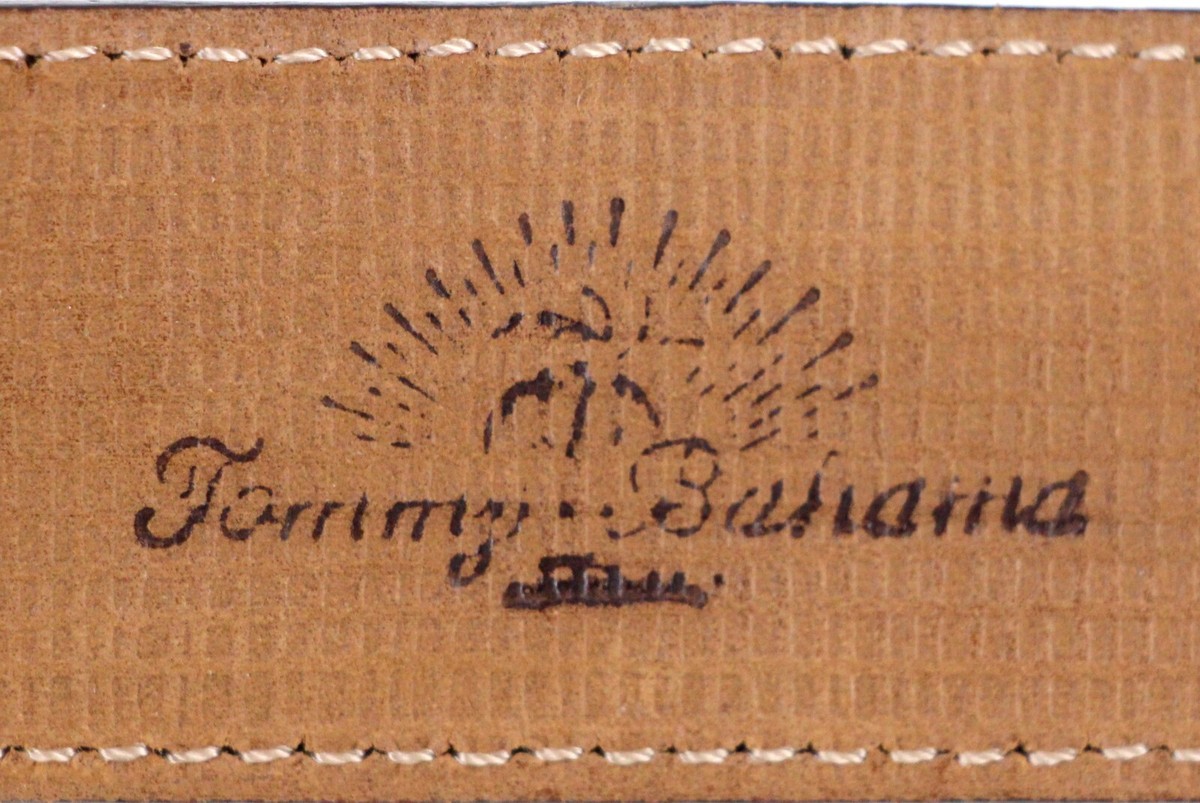 Tommy Bahama Spain TAN BROWN GENUINE LEATHER 1 1/8\