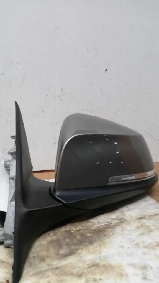 Conjunto de espejo retrovisor izquierdo BMW 320I 2016 gris 93 k millas repuesto OEM Foto 2 de 4