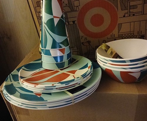 Crofton Teal Red 16 Pieces Melamine Dinner Lunch Dessert Salad Plates & Cups - Picture 3 of 12