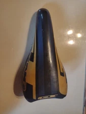 GT Drop Nose Seat Viscount Old Mid School BMX Slant 1990s 2000s Padded Blue