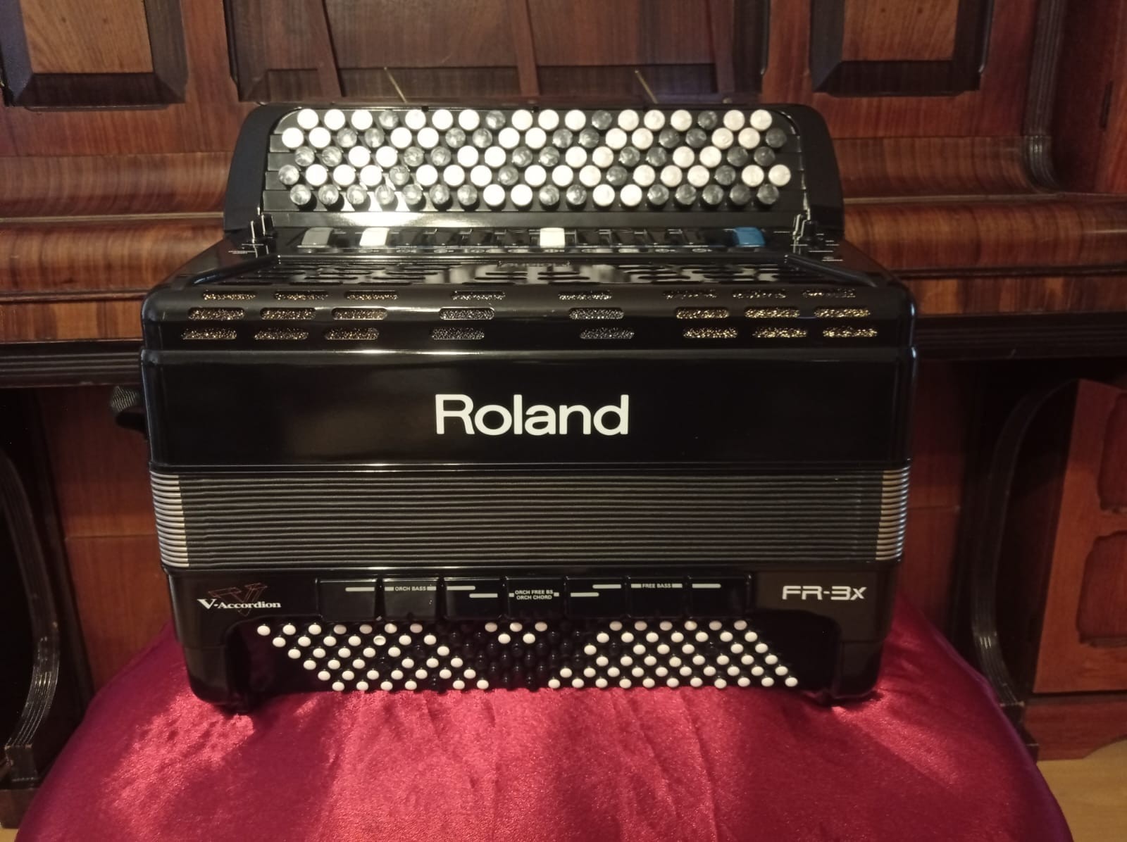 Akkordeon,Knopfakkordeon Roland FR 3 XB in sehr gutem Zustand.