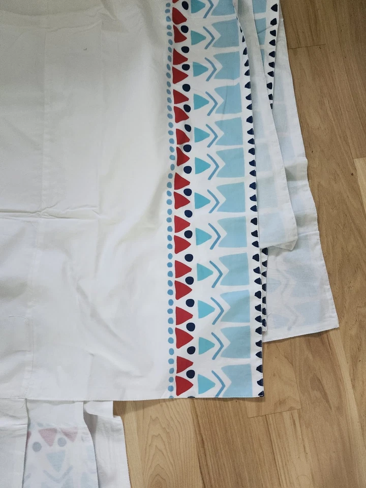 Falda Cuna Land Of Nod Blanca Azul Roja Algodón Geométrico Nueva sin Etiquetas Foto 3 de 4