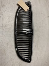 2008 Lincoln Town Car Front Grill
