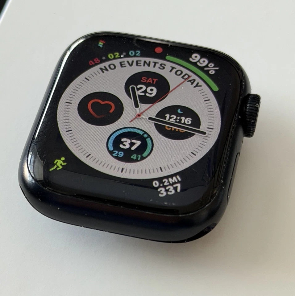 Apple Watch Series 8 41mm GPS A277O Midnight Fully Working, Good Condition - Image 3 of 4