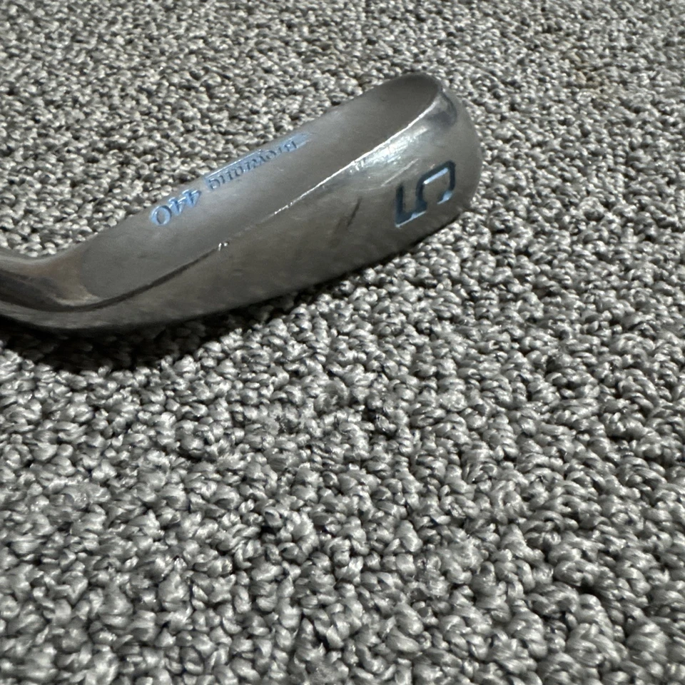 Browning 440 5 Iron Right Handed With Blue Writing Grips In Good Shape. - Image 2 of 4