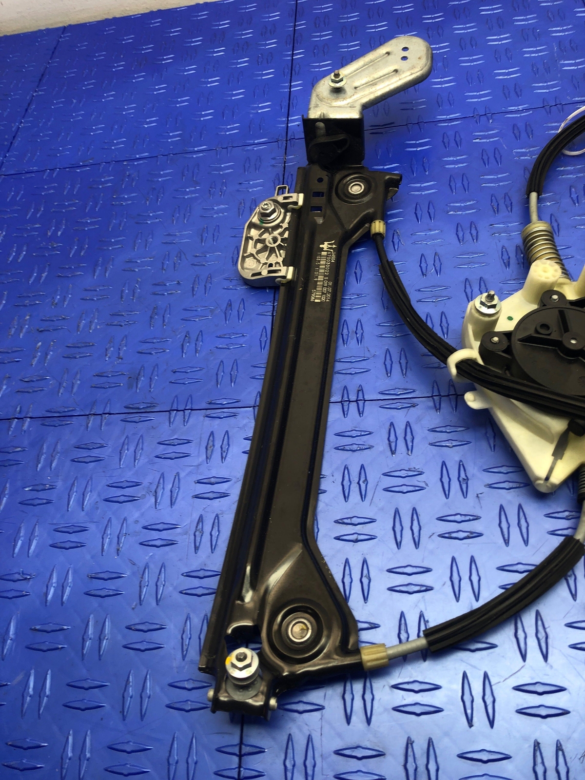 2014 - 2019 MASERATI GHIBLI M157 RIGHT REAR DOOR WINDOW REGULATOR W/MOTOR OEM
