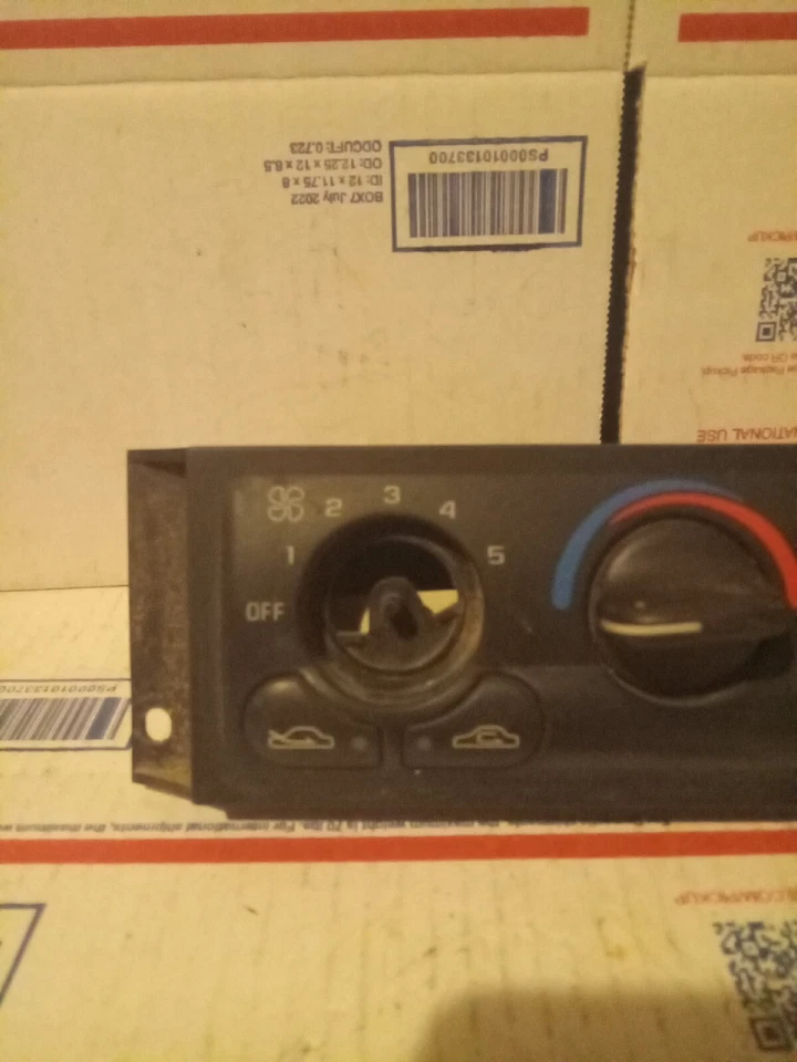 2000-2003 CHEVROLET IMPALA/MONTE CARLO БЛОК КЛИМАТ-КОНТРОЛЯ P/N 09375491 - Изображение 2 из 4