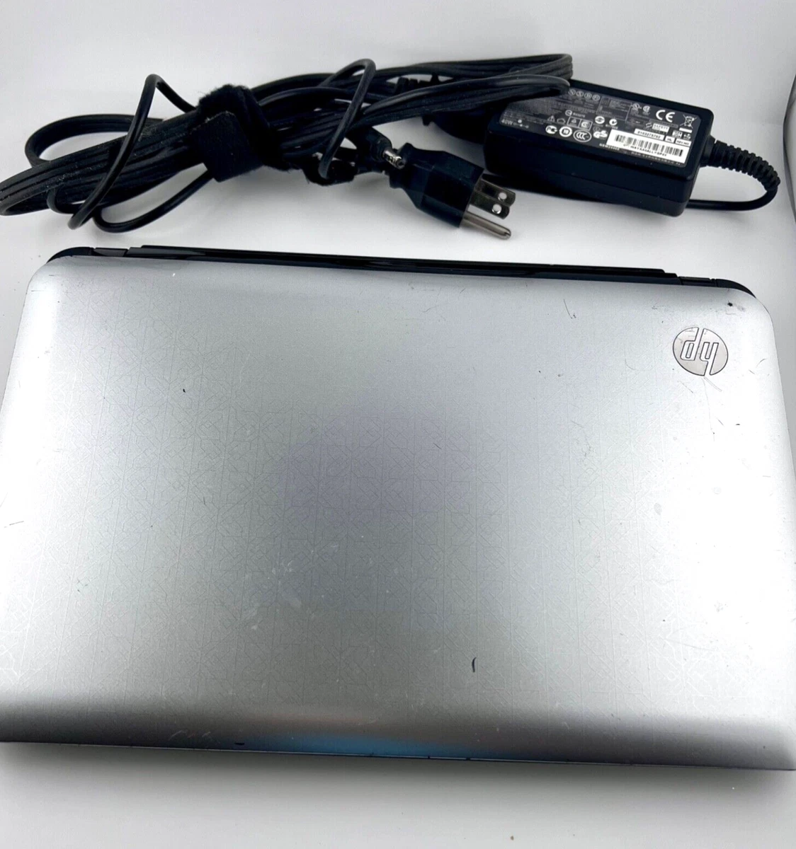 Windows 7 Intel Atom Single-Core 1 GB RAM Notebooks/Laptops for