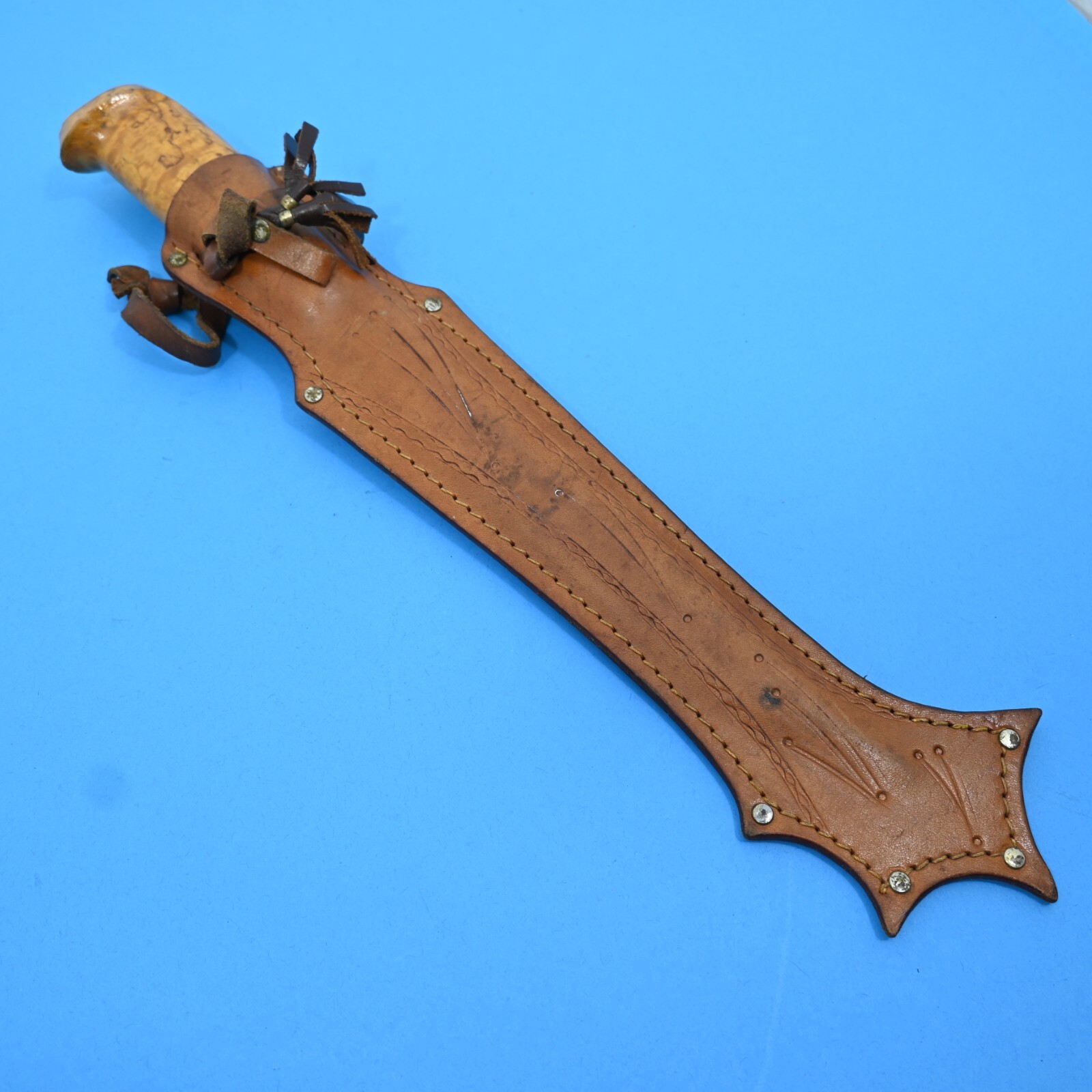 JANNE MARTTIINI, ROVANIEMI, FINLAND, CURLY BIRCH LAPP KNIFE, c. 195070’s eBay