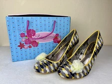 Poetic License Sz 40.5 / 9 Funky VTG Inspired Pumps Picnic Ready Heels Flower