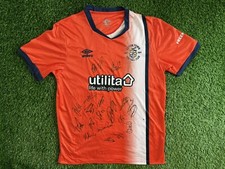 GENUINE LUTON TOWN SIGNED 23/24 SHIRT FT MORRIS, EDWARDS, EXACT PROOF SHOWN (C)
