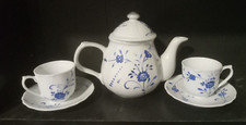 Vintage VERY RARE Blue/White Porcelain Tea Set with T-Pot, 2 Cups, 2 Saucers.