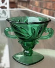 Vintage Indiana Glass Rare Emerald Green Willow Pattern Handled Open Bowl