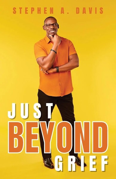 Stephen A. Davis | Just Beyond Grief | Taschenbuch | Englisch (2023)-image