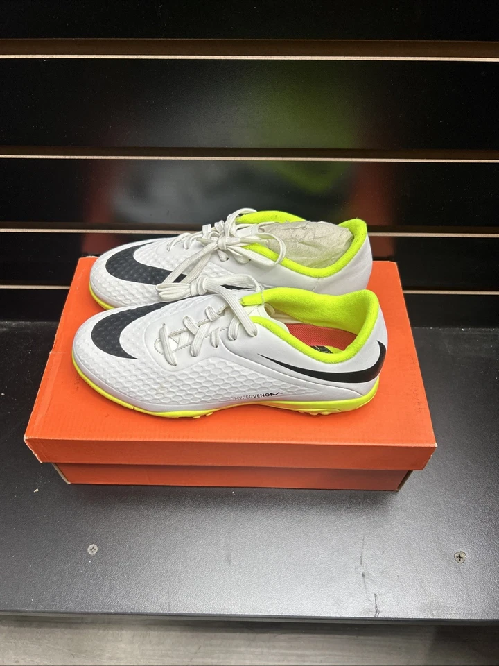 Zapato de fútbol sala Nike Hypervenom Phelon IC talla 3Y Foto 3 de 4