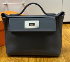 Below retail price - Never Worn Hermes bag 24/24 Evercolor